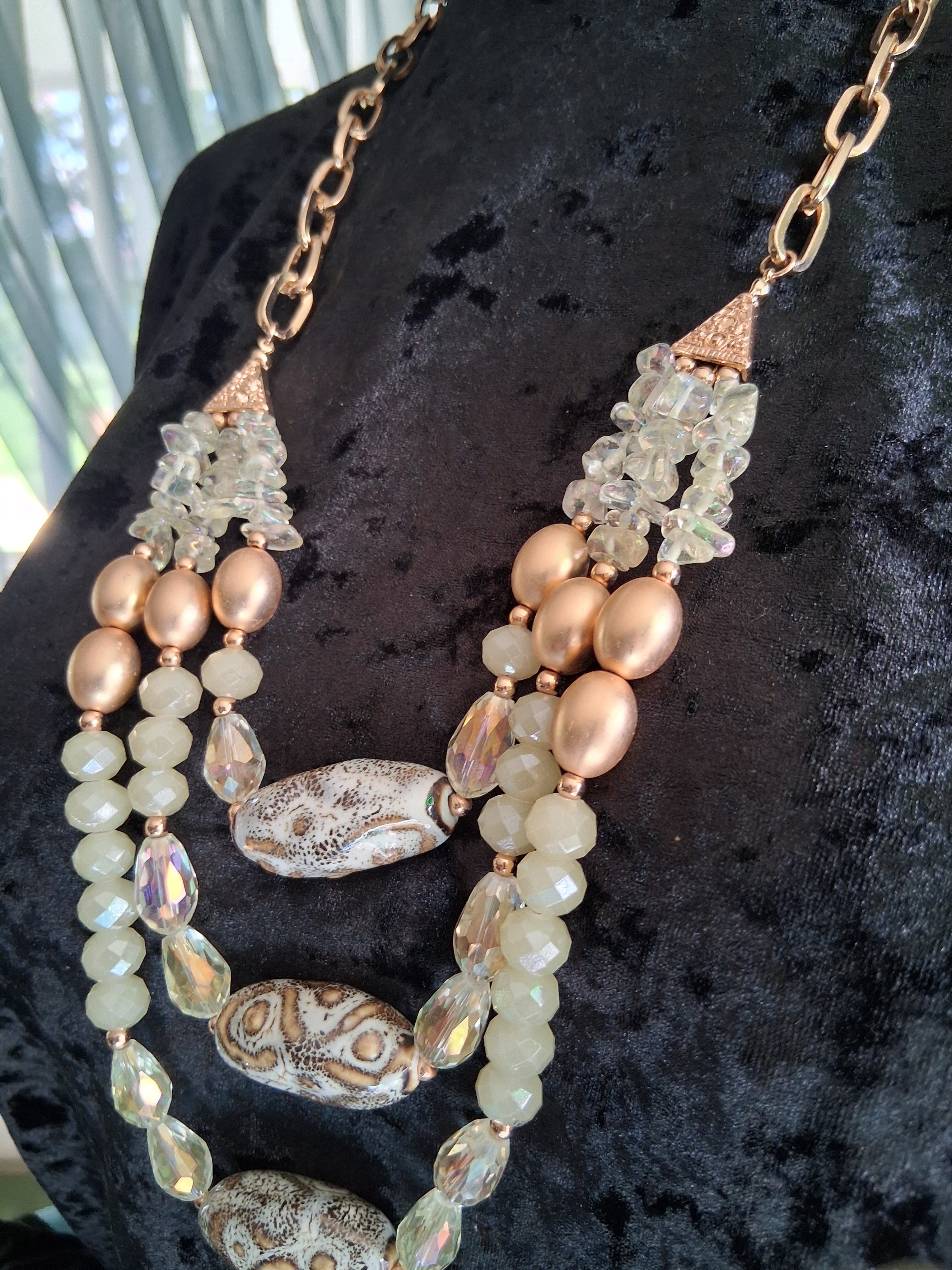 Vintage 3 Row Mult Crystal Statment Necklace In Champagne, Cream & Gold.